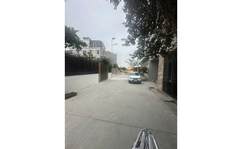 Lô đất Biệt Thự 157m2 Ngang 10.3m gần sát AEON MALL - Đường phân lô 2 ô tô tránh nhau