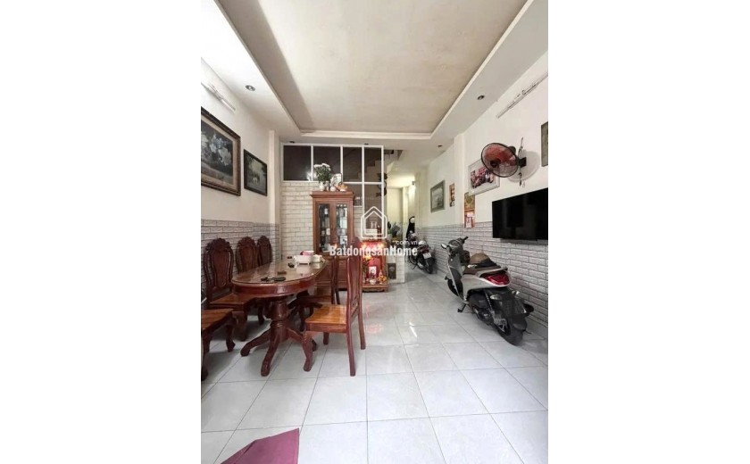 NHÀ ĐẸP, 2 TẦNG - DT 40M2 - TÂN PHÚ -  GẦN CHỢ TÂN HƯƠNG – NHỈNH 4TỶ