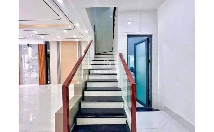 SIÊU PHẨM MẶT TIỀN 6M - BÌNH TÂN - 5 TẦNG - DT 60M2 - XE HƠI NGỦ NHÀ - NHỈNH 8 TỶ