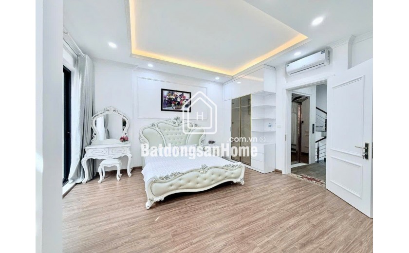 CHÙA BỘC 7 TẦNG THANG MÁY  - FULL NỘI THẤT DT 46m2 Gia 19.3 ty