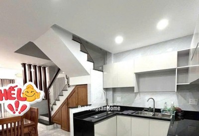 Bán nhà 2 MT, 3 căn nhà ra hoàng trọng mậu, P.tân hưng, Q.7