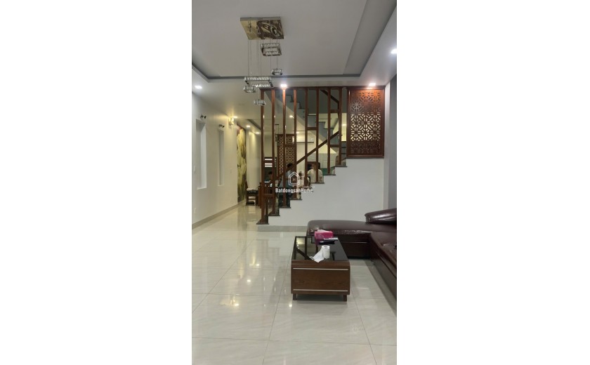 Nhà 3 Tầng Nam Việt Á, 6 Phòng Ngủ, Đường 10m5, Gần Sông – Giá 12.x Tỷ