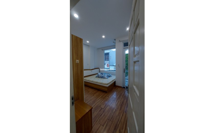 Bán nhà 3 tầng An Thượng 17, gần biển Mỹ Khê 500m, khu phố Tây, giá 14,2 tỷ