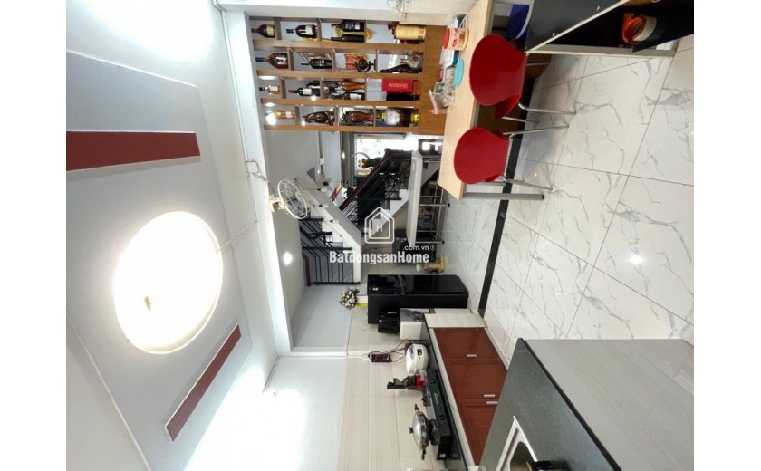 Bán nhà 2 tầng 3PN, Sổ Hồng, 56m2, đường Phan Văn Hớn, Đông Hưng Thuận, Q.12. Giá 4.6 tỷ.HXH