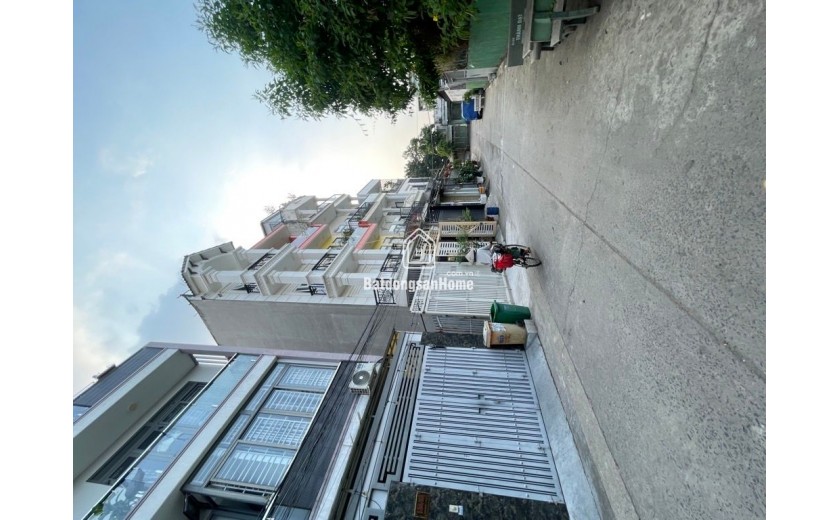 Bán nhà 2 tầng 3PN, Sổ Hồng, 56m2, đường Phan Văn Hớn, Đông Hưng Thuận, Q.12. Giá 4.6 tỷ.HXH