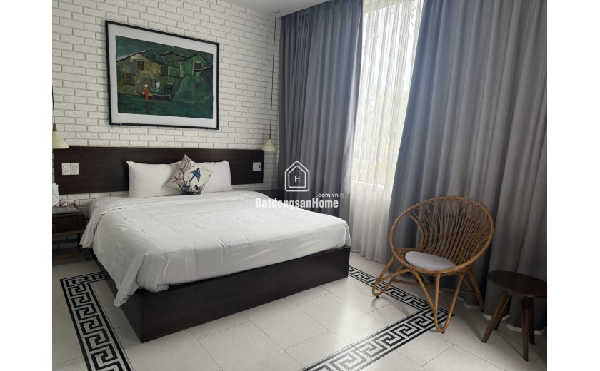 Villa Huỳnh Thúc Kháng Hội An 400m² 15 phòng hồ bơi doanh thu 160tr giá 45 tỷ