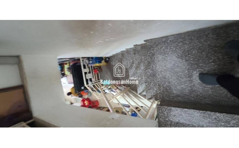 Bán nhà măt tiền , đường Nguyễn Thành Vĩnh P TMT Q12, 36m2, 2 tầng, Nhỉnh 3 tỷ