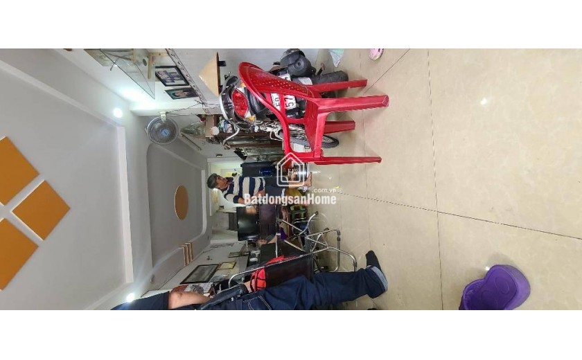 Bán nhà măt tiền , đường Nguyễn Thành Vĩnh P TMT Q12, 36m2, 2 tầng, Nhỉnh 3 tỷ