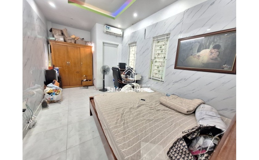 Bán nhà phố 3 tầng, 55m2, đường Số 9, Linh Tây, Thủ Đức, TP HCM. Giá chỉ 4,45 tỷ - Sổ Hồng chính chủ!