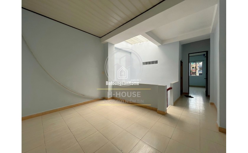 CHO THUÊ NHÀ NGUYÊN CĂN – HẺM XE HƠI CỘNG HÒA – NHẬN NHÀ NGAY