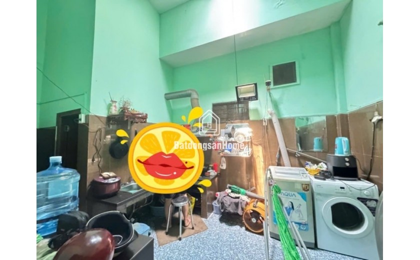 Bán nhà 2 tầng, 97 m2, 4PN ngõ đường Kha Vạn Cân, Trường Thọ, Thủ Đức, TP HCM, sổ hồng,  giá 7,4 tỷ.