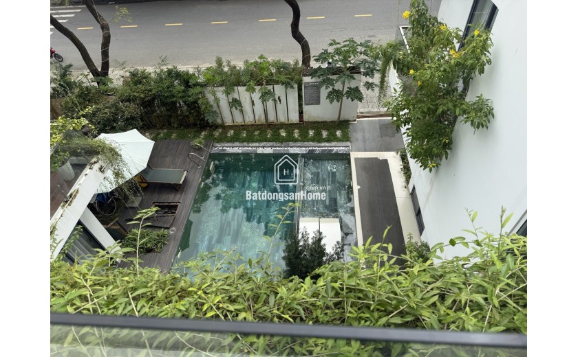 Villa Huỳnh Thúc Kháng Hội An 400m² 15 phòng hồ bơi doanh thu 160tr giá 45 tỷ