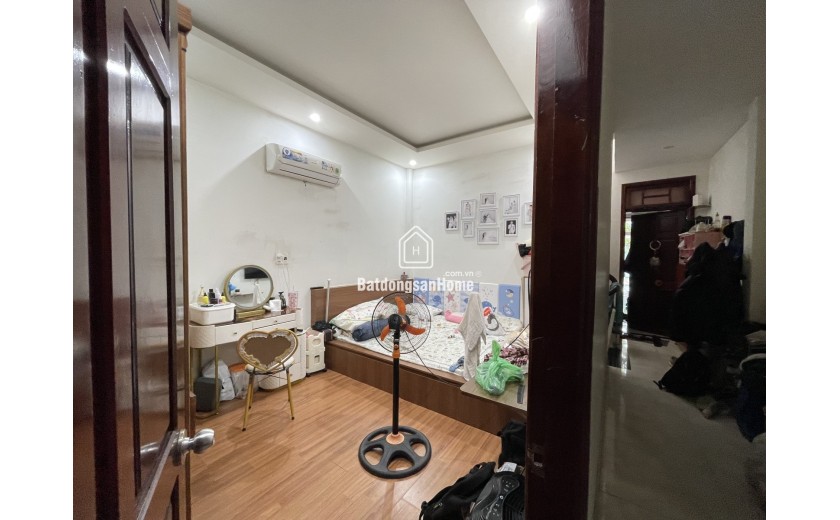 Bán nhà 3 tầng MT Nguyễn Văn Siêu gần chợ đêm, cầu Rồng chỉ 11 tỷ