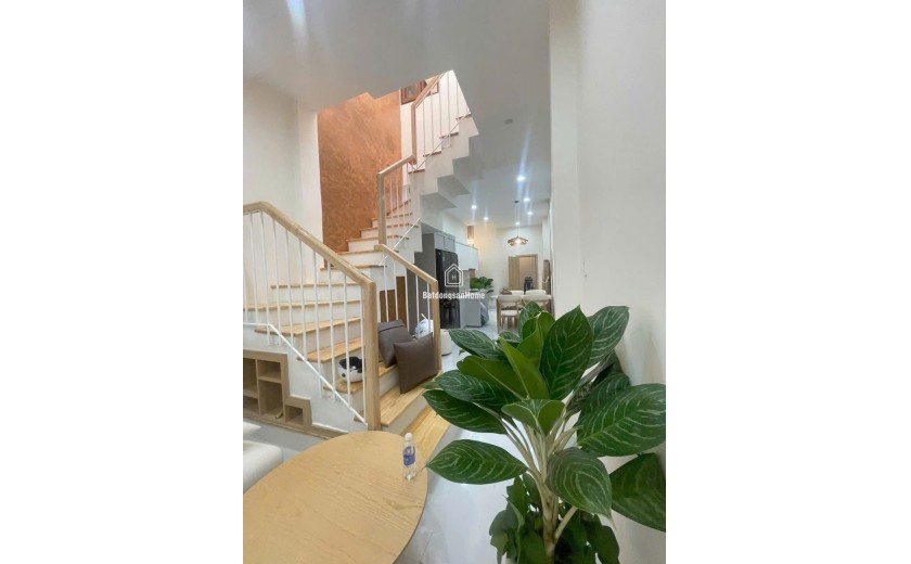 Bán nhà 2 tầng kiệt Nguyễn Chí Thanh 45m2 giá 4,79 tỷ Hải Châu