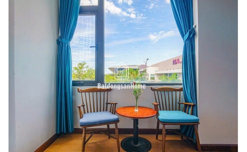 Khách sạn mặt tiền 2 Tháng 9 trung tâm Hải Châu 112.5m2 giá 28 tỷ