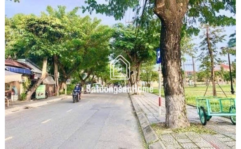 Bán  đất mặt tiền Lý Thường Kiệt Hội An 200.4m² ngang 11.6m giá 16.8 tỷ