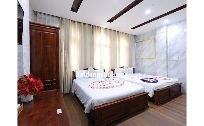 Bán khách sạn Loseby Sơn Trà 9 tầng 95m2 giá 36,5 tỷ sát biển Mỹ Khê view pháo hoa