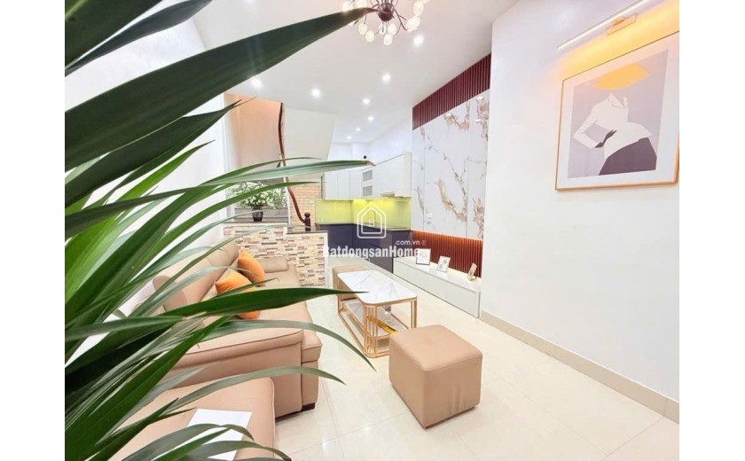 Chính Chủ BánNgôi Nhà Đẹp Ô TÔ Đỗ Gần,  Chỉ 6,95 Tỷ – Nhà Dân Xây. Gần Mễ Trì Alo 0972 078 667