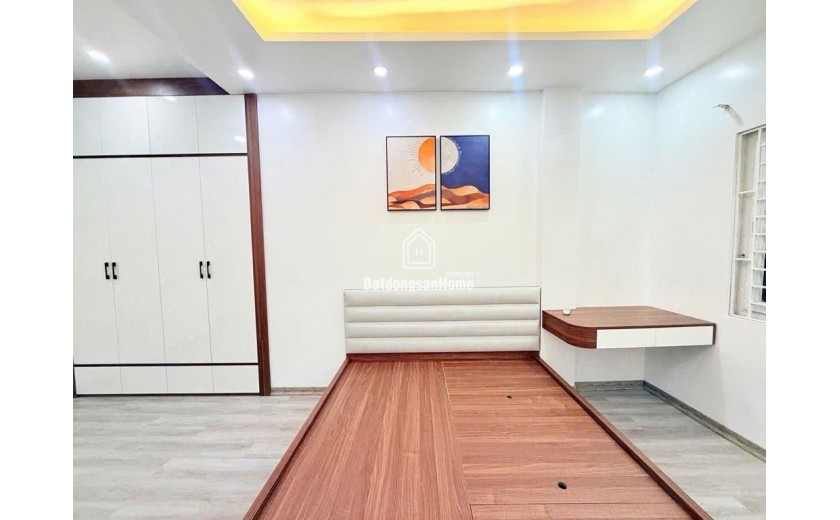 Chính Chủ BánNgôi Nhà Đẹp Ô TÔ Đỗ Gần,  Chỉ 6,95 Tỷ – Nhà Dân Xây. Gần Mễ Trì Alo 0972 078 667