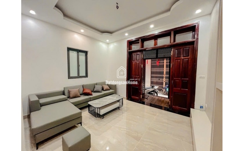 BánNhà Đẹp Ô TÔ Đỗ Cổng, 50  met * 4 Tầng. Nhỉnh 10 Tỷ – Ở Phố Trung Văn LH 0972078667