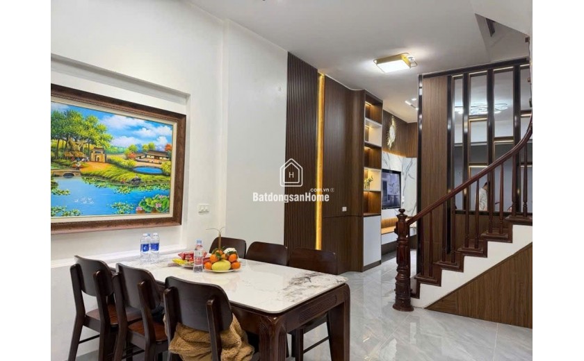 Đẹp QuáNhà đẹp full nội thất – Đi lại cực tiện, sát Lê Đức Thọ – Hồ Tùng Mậu 7,95 Tỷ 