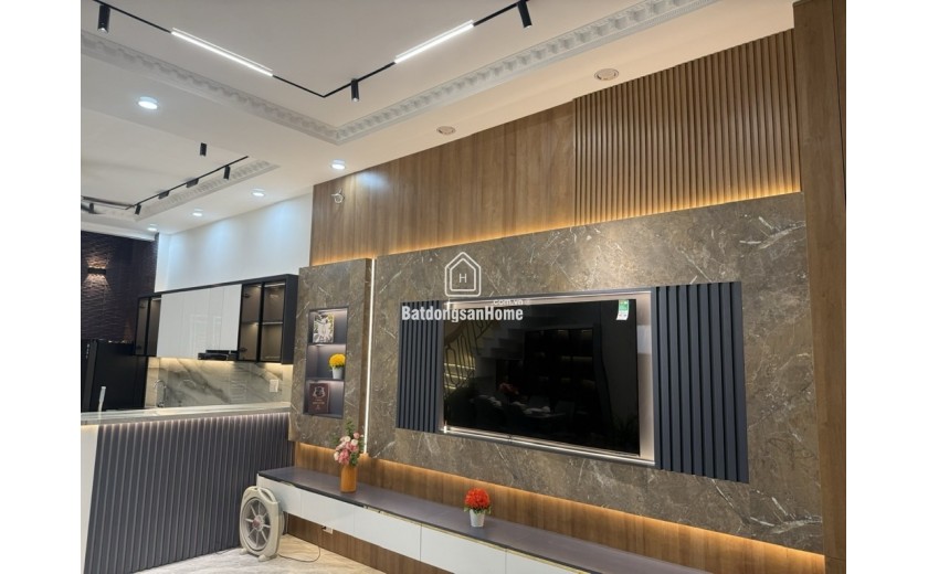 RẺ ĐẸP, Nhà HXH Phan Huy Ích, 61m2 3tầng, Ngang 5m, 6.8 tỷ 0964364745