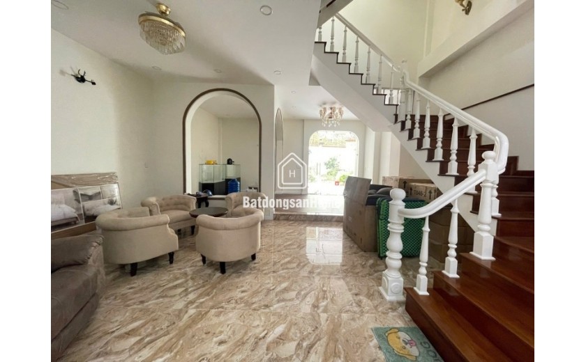 Bán nhà đường số 8, Phường  Linh Trung, Thủ Đức, TP HCM. DT 70m2, 3 tầng, 3PN, SH, 6.5 tỷ.