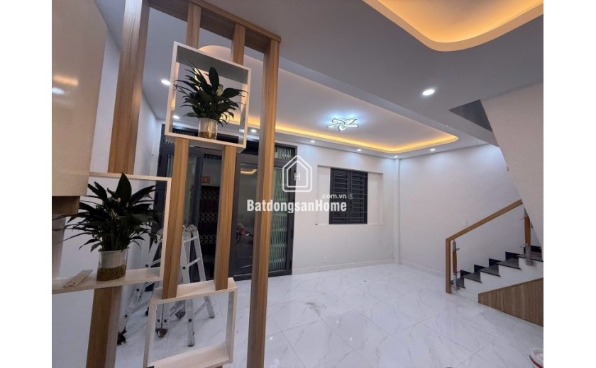 Bán nhà ngõ 85, Đường Lê Văn Việt, Hiệp Phú, Q.9, TP HCM. DT 80m2, 2 tầng, 4PN, 5,65  tỷ, sổ hồng. Liên hệ 0933125879!