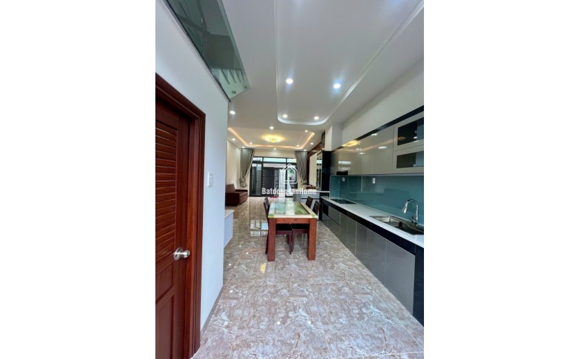 Bán nhà 3 tầng 76m2 đường 160, Tăng Nhơn phú A, Q.9, Thủ Đức, TP HCM, Sổ Hồng. Giá chỉ 6,7 tỷ. Liên hệ: 0933125879.