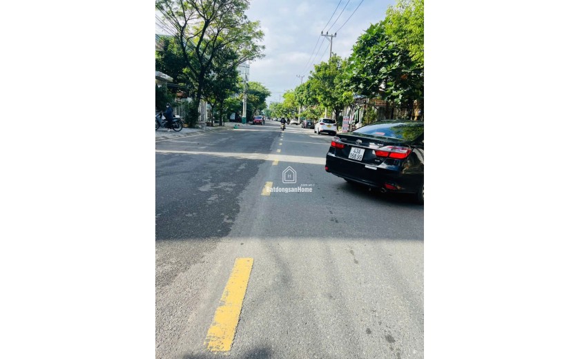 Bán đất tặng nhà MT Trần Quang Khải, 84m2, ngang 4.5m, sát biển, giá 8.6 tỷ