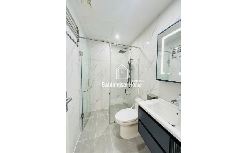 BÁN NHÀ NGÕ 24 KIM ĐỒNG, HOÀNG MAI, 52 M2 , 6 TẦNG TM, MT 5 M, GIÁ 21,2 TỶ,