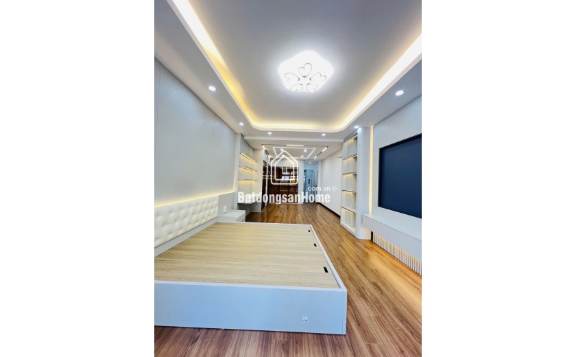 BÁN NHÀ NGÕ 24 KIM ĐỒNG, HOÀNG MAI, 52 M2 , 6 TẦNG TM, MT 5 M, GIÁ 21,2 TỶ,