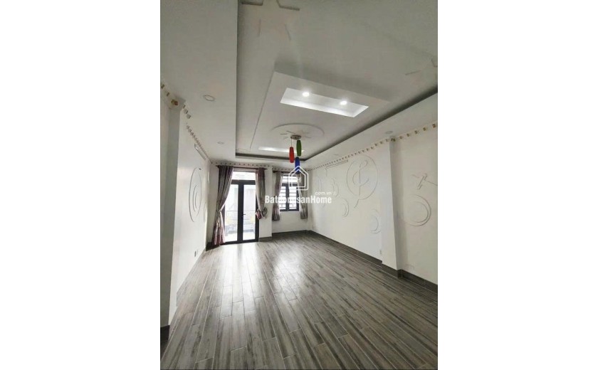 NHÀ ĐẸP BÌNH TÂN – GIÁP TÂN PHÚ – HXH – 4M X 17,5M  – 4 TẦNG – OTO VÀO NHÀ – NHỈNH 7 TỶ