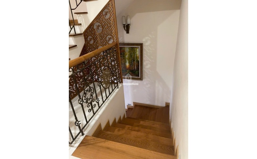 Quận 7 - Biệt Thự Song Lập - KDC CITY LAND - 220m2 - 5 tầng - Giá 55 Tỷ