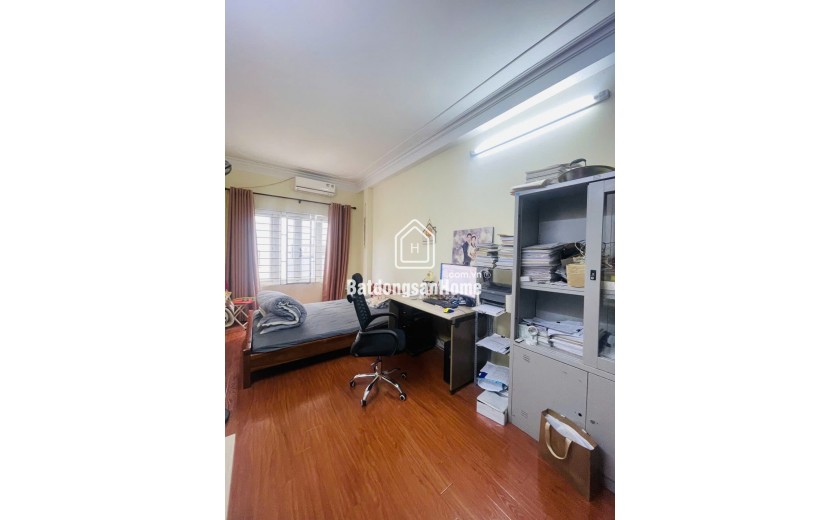 BÁN NHÀ KIM GIANG- THANH LIỆT, 35 M2, 5 TẦNG, MĂT TIỀN 3,3 M, GIÁ 11,5 TỶ.