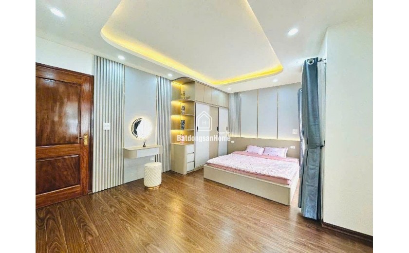 NHÀ ĐẸP THỊNH QUANG - 7 TẦNG THANG MÁY - FULL NỘI THẤT - 40m2 mt 5.5m Giá 15.2 tỷ