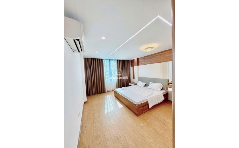 PL QUÂN ĐỘI - HOÀNG VĂN THÁI - Ô TÔ 2 THOÁNG Dt 42m-5 tầng Mặt tiền 4m Giá 15.9 tỷ