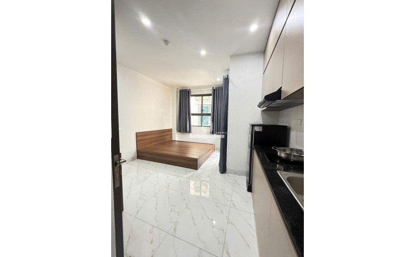 CCMN DỊCH VỌNG LÔ GÓC - 7 TẦNG THANG MÁY - Diện tích 50m2 mặt tiền 4m Giá 18.5 tỷ