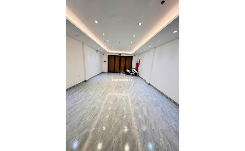 CCMN KIM GIANG – 7 TẦNG THANG MÁY – 11 PHÒNG – FULL ĐỒ 65m2 mt 5.2m Giá 23.5 tỷ