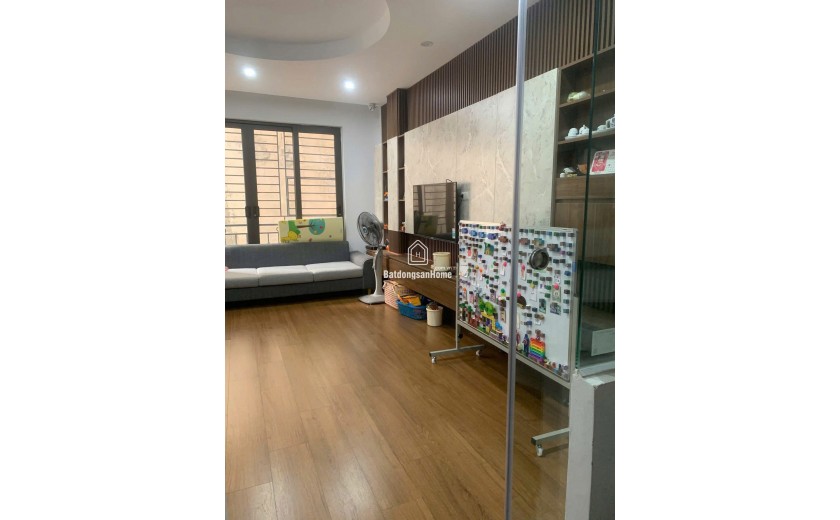 NHÀ ĐẸP QUAN NHÂN - 7 TẦNG THANG MÁY - DT  36m2 7 tầng mặt tiền 3.8m Giá 12.95 tỷ