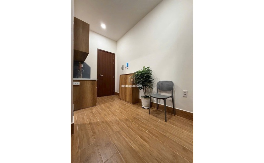 Quận 10 - Hẻm Xe Hơi 6M - Sát Mặt Tiền - 6PN CHDV Full Nội Thất - 15 Tỷ