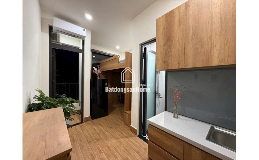 Quận 10 - Hẻm Xe Hơi 6M - Sát Mặt Tiền - 6PN CHDV Full Nội Thất - 15 Tỷ