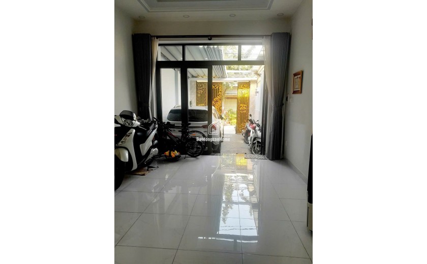 Bán nhà đường Số 4, Linh Tây, Thủ Đức, TP HCM. DT 104 m2, 3 tầng, SH. Giá 12,3 tỷ,