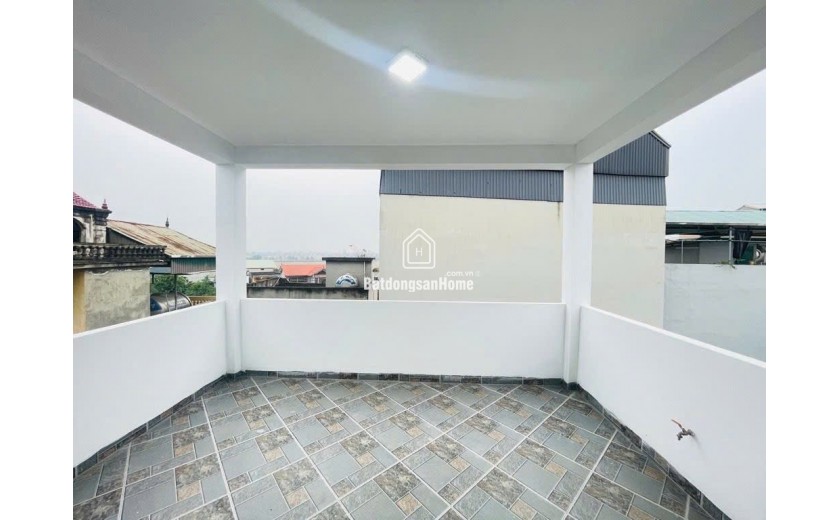 HIẾM HÓT!!- NHÀ ĐẠI ÁNG GẦN HỒ ĐIỀU HOÀ - GẦN NHIỀU TIỆN ÍCH - Ở SƯỚNG