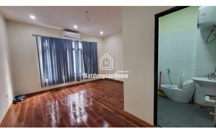 SIÊU PHẨM - Trịnh Đình Cửu – KĐT Định Công  dt 32.4m² – phân lô, vỉa hè rộng, KD đỉnh