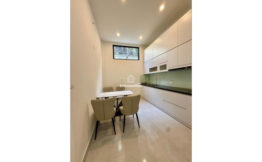 PL THÁI HÀ - Ô TÔ ĐÔ CỬA - FULL NỘI THẤT DT  27m2 4 tầng mt 3.1m Giá 10.5 tỷ