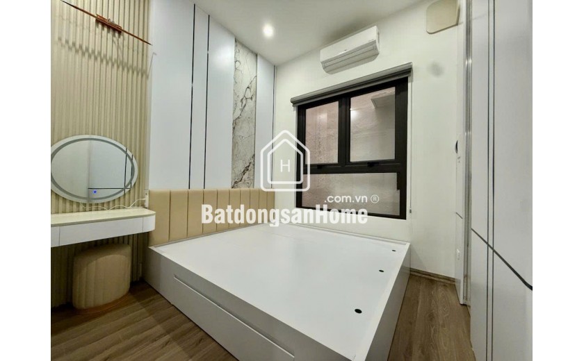 PL THÁI HÀ - Ô TÔ ĐÔ CỬA - FULL NỘI THẤT DT  27m2 4 tầng mt 3.1m Giá 10.5 tỷ