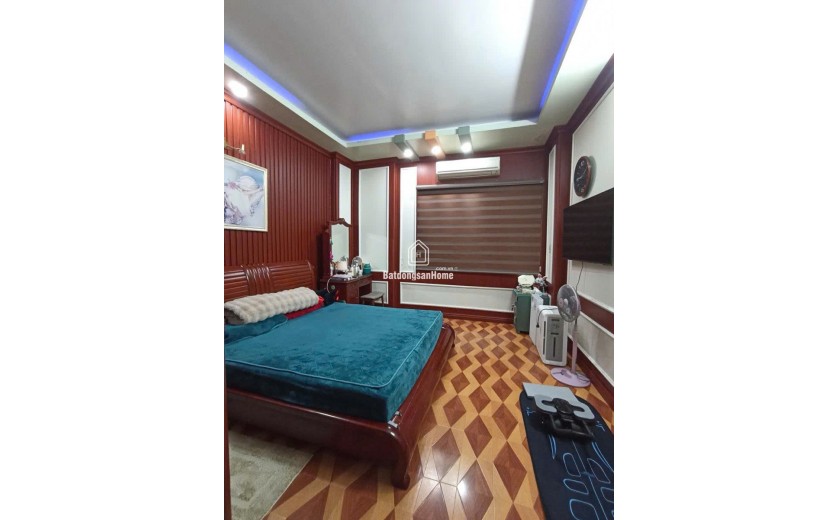 CỰ LỘC - Ô TÔ KINH DOANH NHÀ ĐẸP - NGÕ THÔNG - 53m2 6 tầng mặt tiền 4m Giá 23.5 tỷ