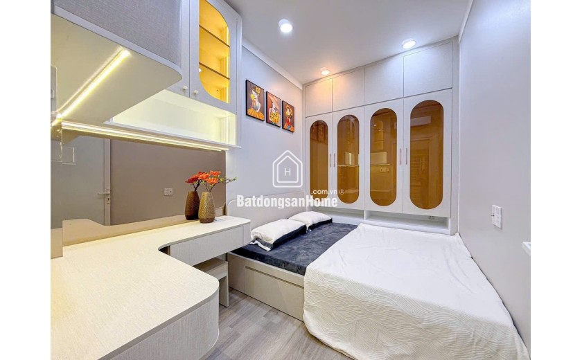 CHDV Mặt tiền đường số 1 ( gần chợ  Tân Mỹ ) - Quận 7 - 75m2 -6P - Giá 9.9 tỷ