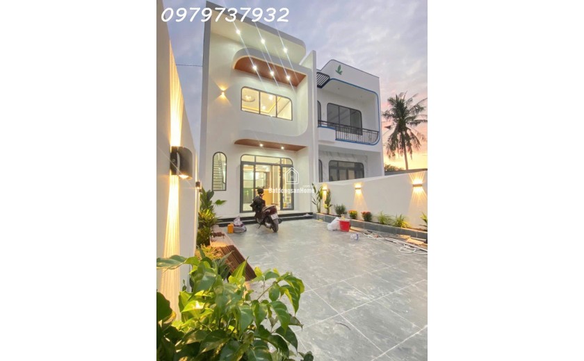 Nhà Mới Hoàn Thiện – Giáp Hóc Môn, Tp.Hcm